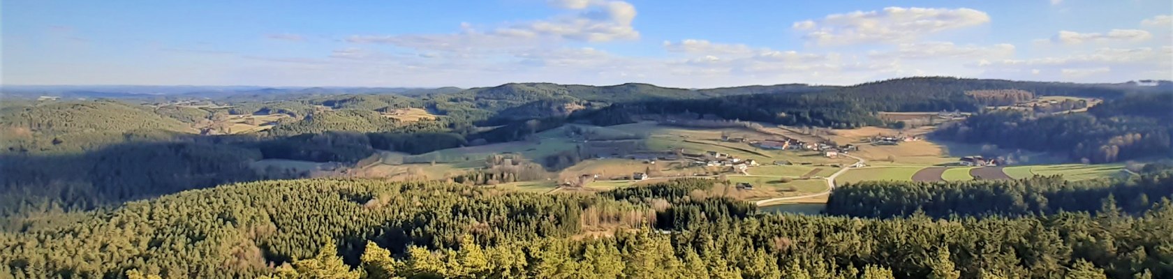Weitblick vom Aussichtsturm am Schwarzenberg, &copy; Verein Naturpark Nordwald
